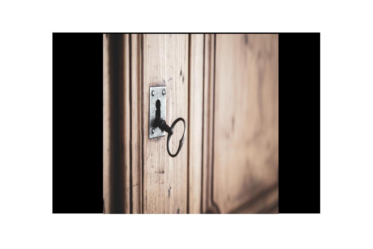 La Lupa Apartment - In The Heart Of Aosta With Car Box Екстериор снимка