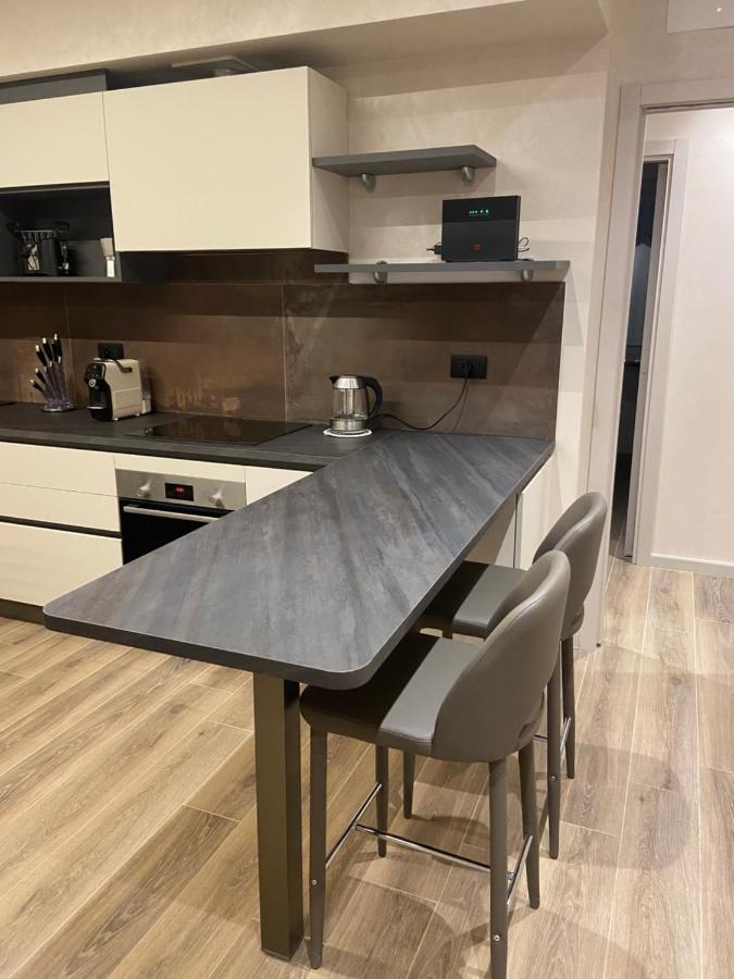 La Lupa Apartment - In The Heart Of Aosta With Car Box Екстериор снимка