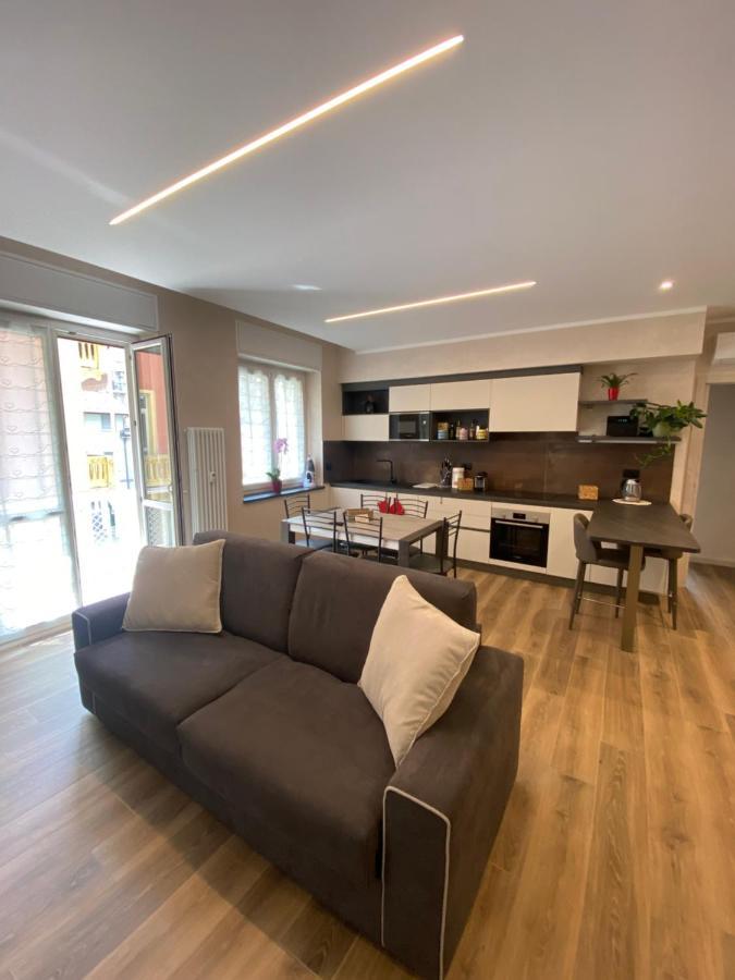 La Lupa Apartment - In The Heart Of Aosta With Car Box Екстериор снимка